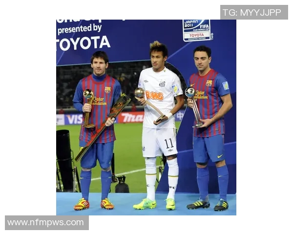 从青涩少年到足球巨星的蜕变历程对比图解析