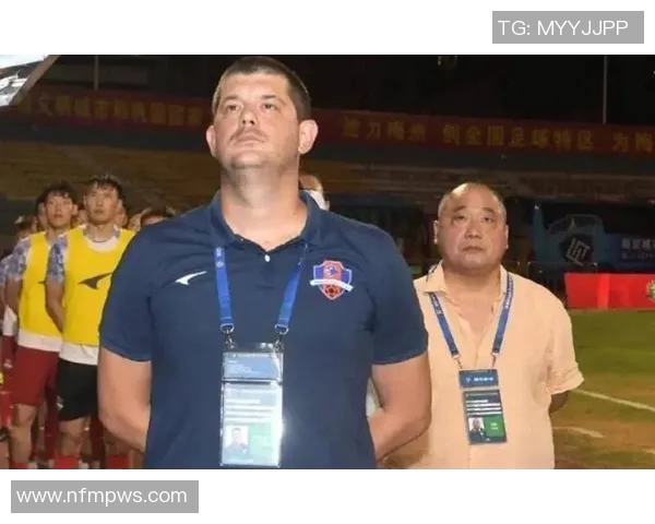 李铁事件视频引发热议足球明星的职业生涯与争议背后的真相揭秘 李铁事件视频引发热议足球明星的职业生涯与争议背后的真相揭秘