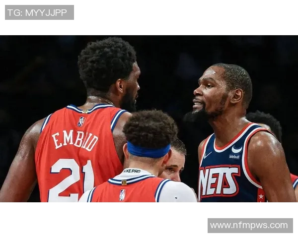 温哥华白帽队与伐木工队的精彩对决引发球迷热议与期待 温哥华白帽队与伐木工队的精彩对决引发球迷热议与期待